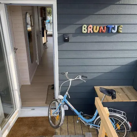 Hausboot Bruntje Mit Dachterrasse In Kragenaes Auf Lolland/dk * Torrig