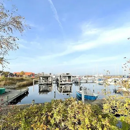Hausboot Bruntje Mit Dachterrasse In Kragenaes Auf Lolland/dk بوتيل Torrig
