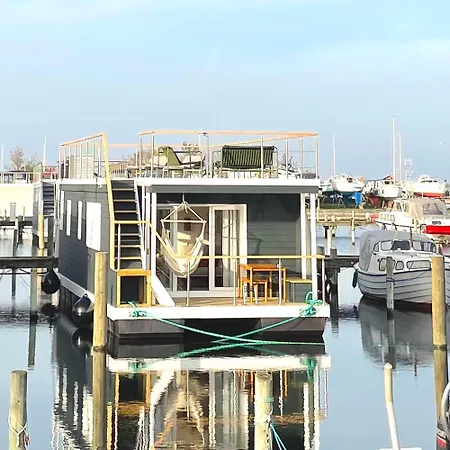 Hausboot Bruntje Mit Dachterrasse In Kragenaes Auf Lolland/dk بوتيل *